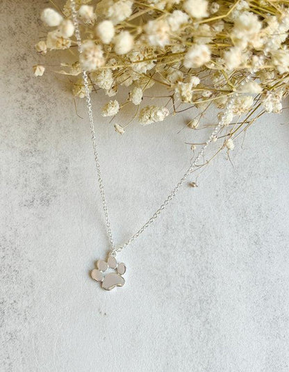 Elegant Silver Paw Necklace – Stainless Steel